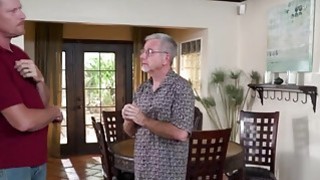 清纯学生脱裙子自慰